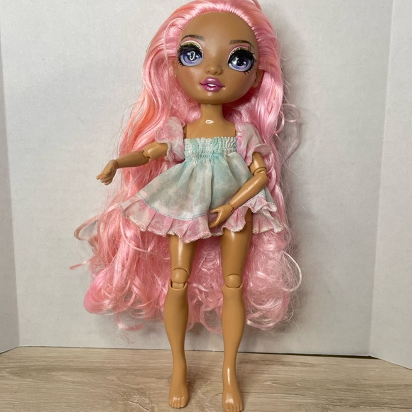 Rainbow High Dolls MGA Entertainment 2 Dolls Assorted With Clothes Messy Hair - Picture 2 of 2